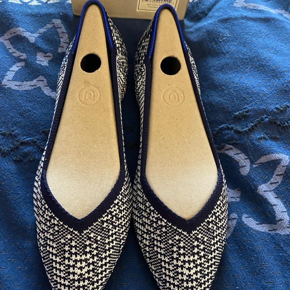 {Rothy’s} NIB Indigo Houndstooth Points size 6.5 - Picture 5 of 8